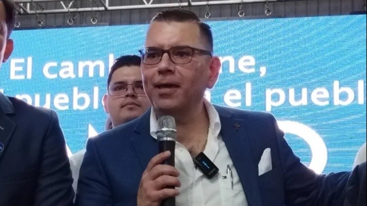 Manuel Baldizón, candidato a diputado por el Partido Cambio