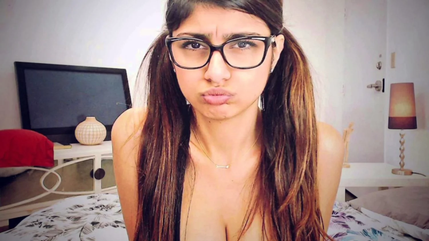 Mia Khalifa sube foto candente a Instagram